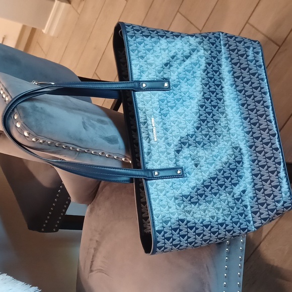 NWT Michael Kors Carter Large Top Zip Tote Bag Purse in Navy MK Logo Print - Picture 9 of 14